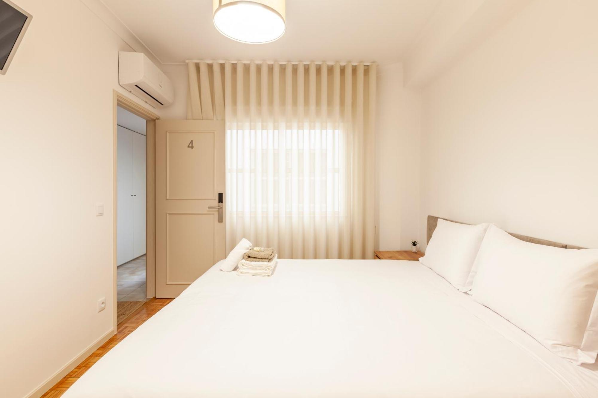 Rooms4You 2 In Historic Center Of Braga Ngoại thất bức ảnh