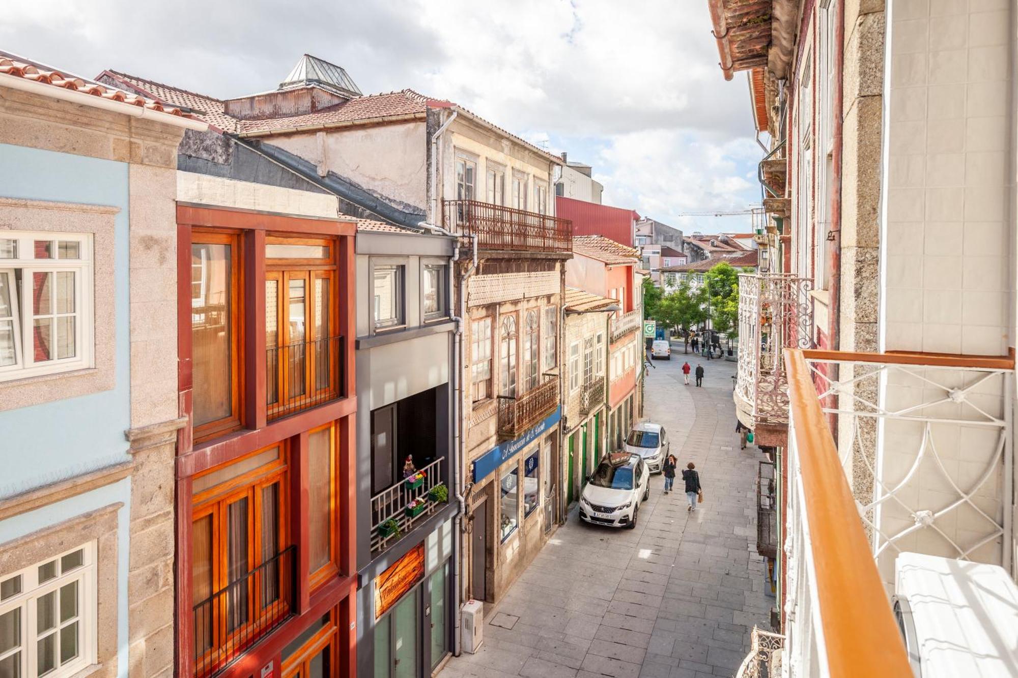 Rooms4You 2 In Historic Center Of Braga Ngoại thất bức ảnh